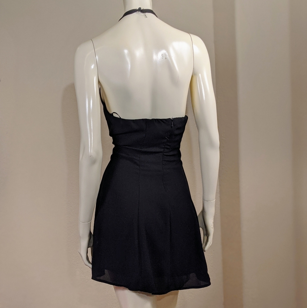 Black Cut out Dress you are not alone - Picture 3 of 10